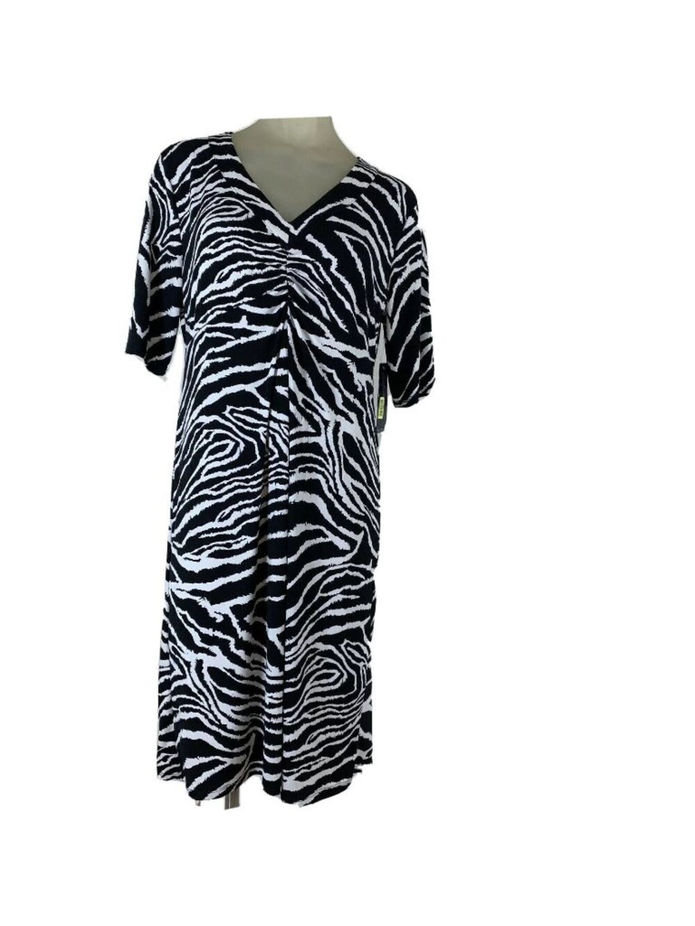 Jones New York women’s dress black white animal print size large knit New $89